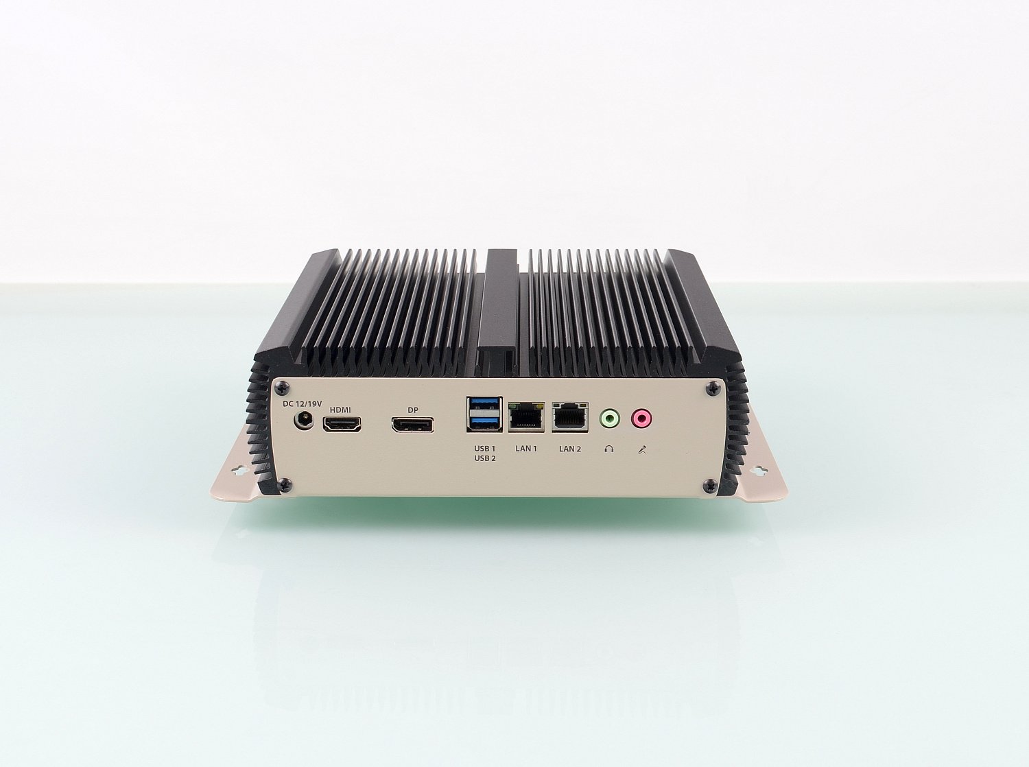 Встраиваемые корпуса для безвентиляторных систем